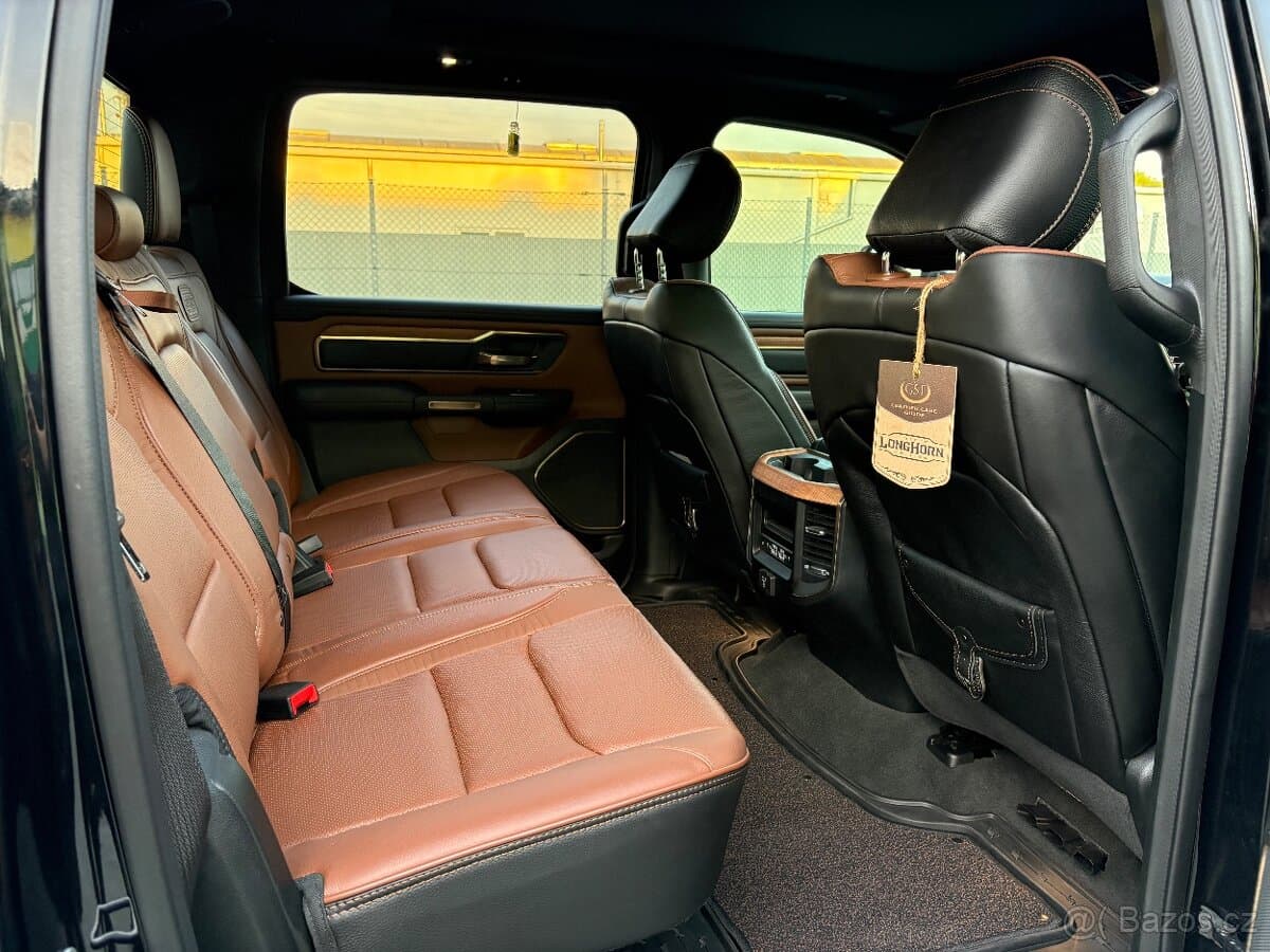 2023 RAM 1500 - 13