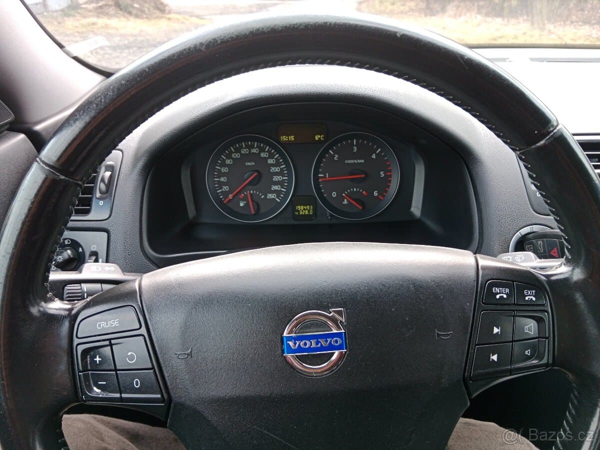 2011 Volvo V50 - 13