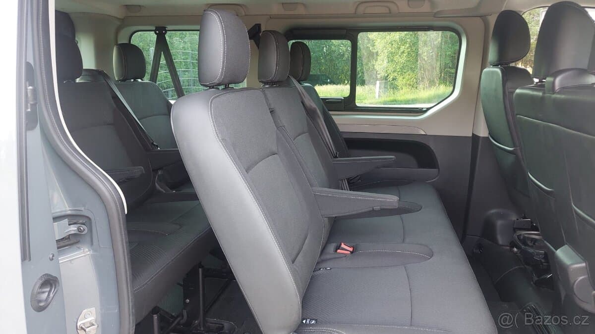 2023 Renault TRAFIC - 13