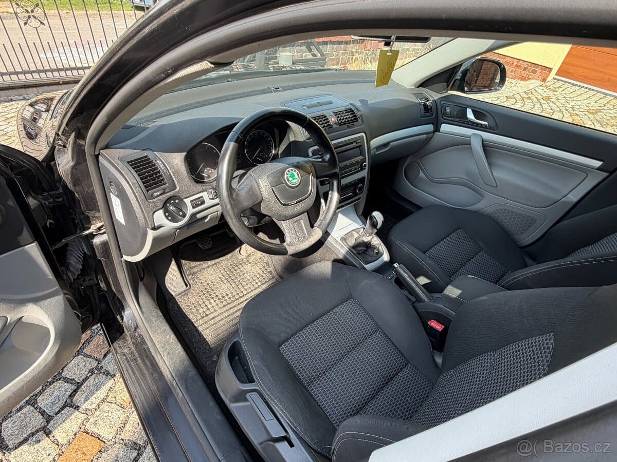 2010 Škoda OCTAVIA - 13