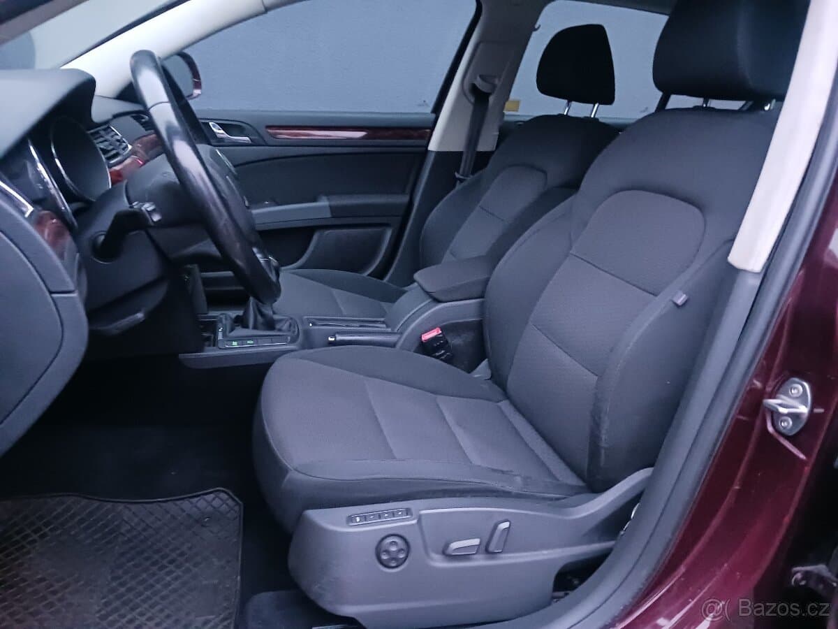 2009 Škoda SUPERB - 13