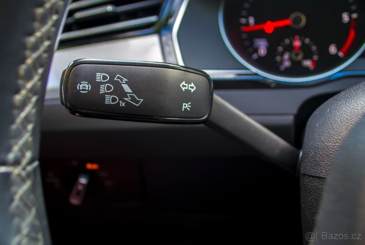 2020 Volkswagen PASSAT - 13