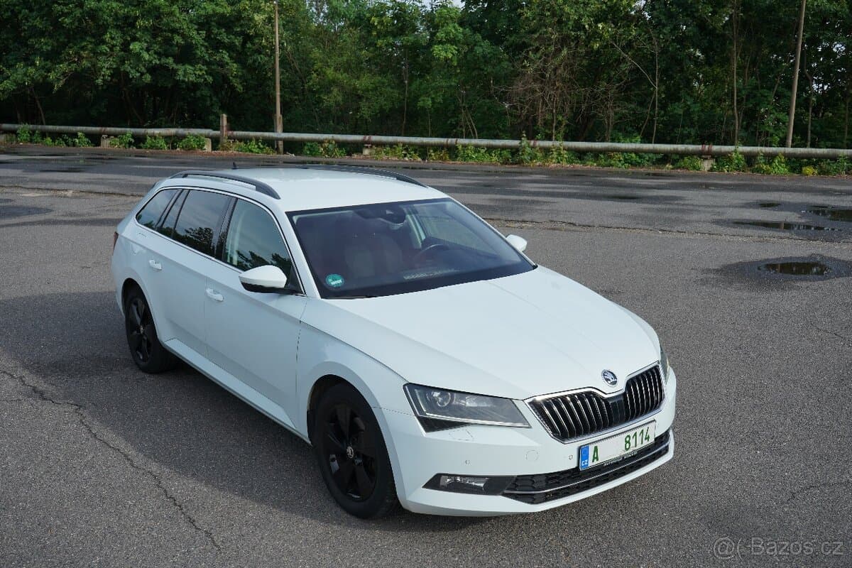 2018 Škoda SUPERB - 13