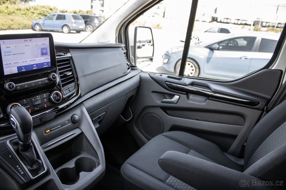 2023 Ford TOURNEO - 13