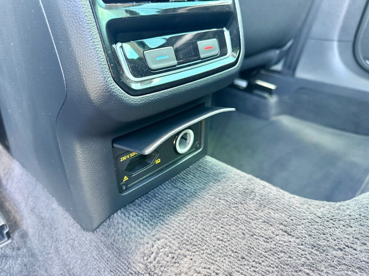 Volkswagen PASSAT - 13