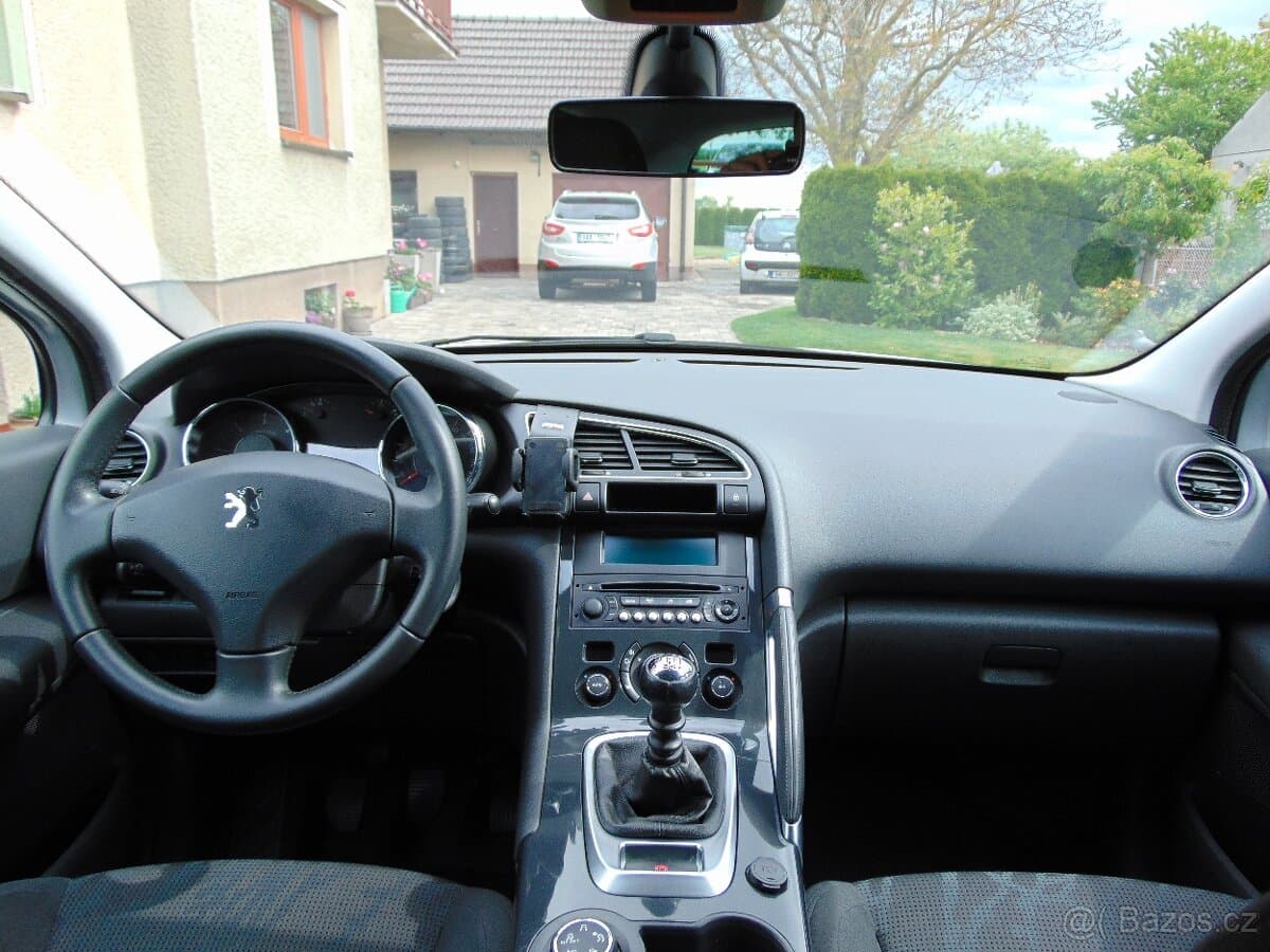 2012 Peugeot 3008 - 13