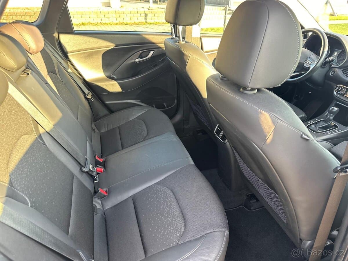 2019 Hyundai i30 - 13