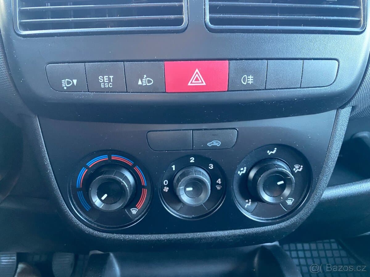 Fiat DOBLO - 13