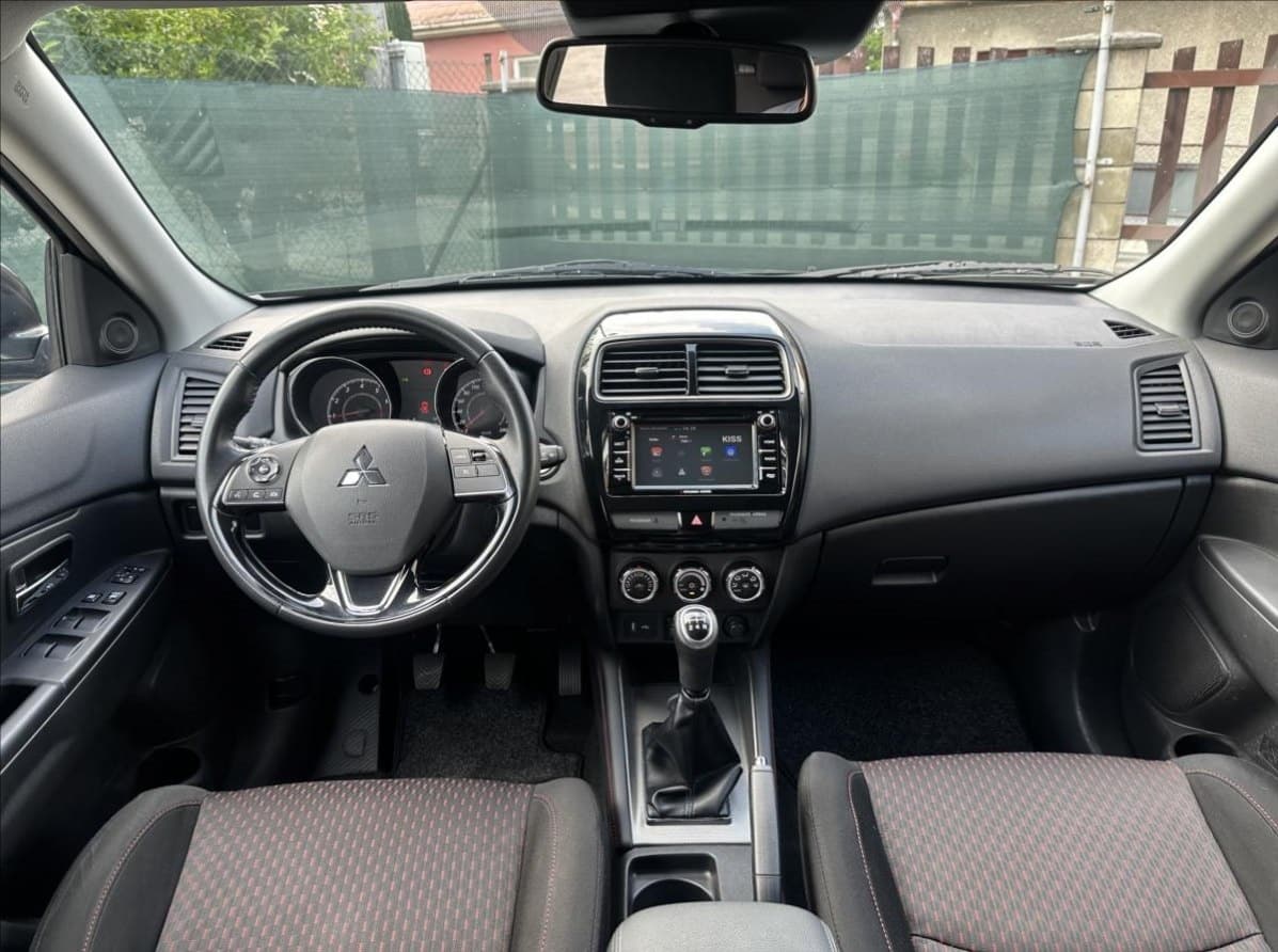 2017 Mitsubishi ASX - 13
