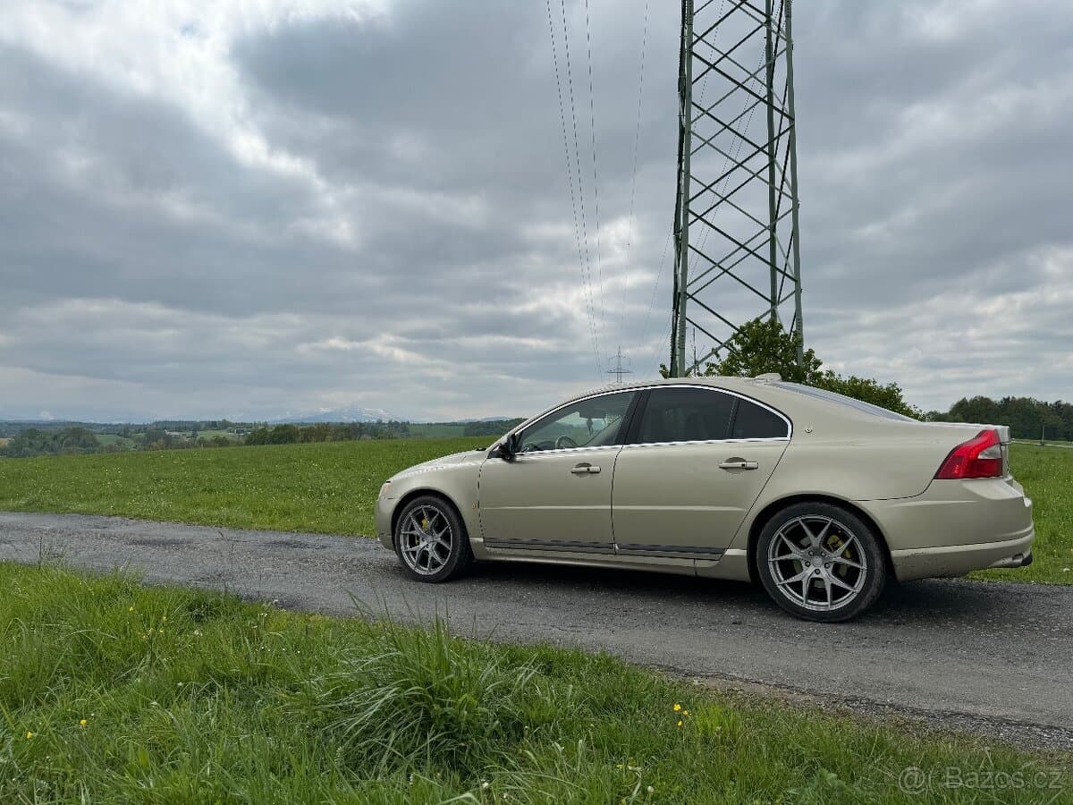 Volvo S80 - 13
