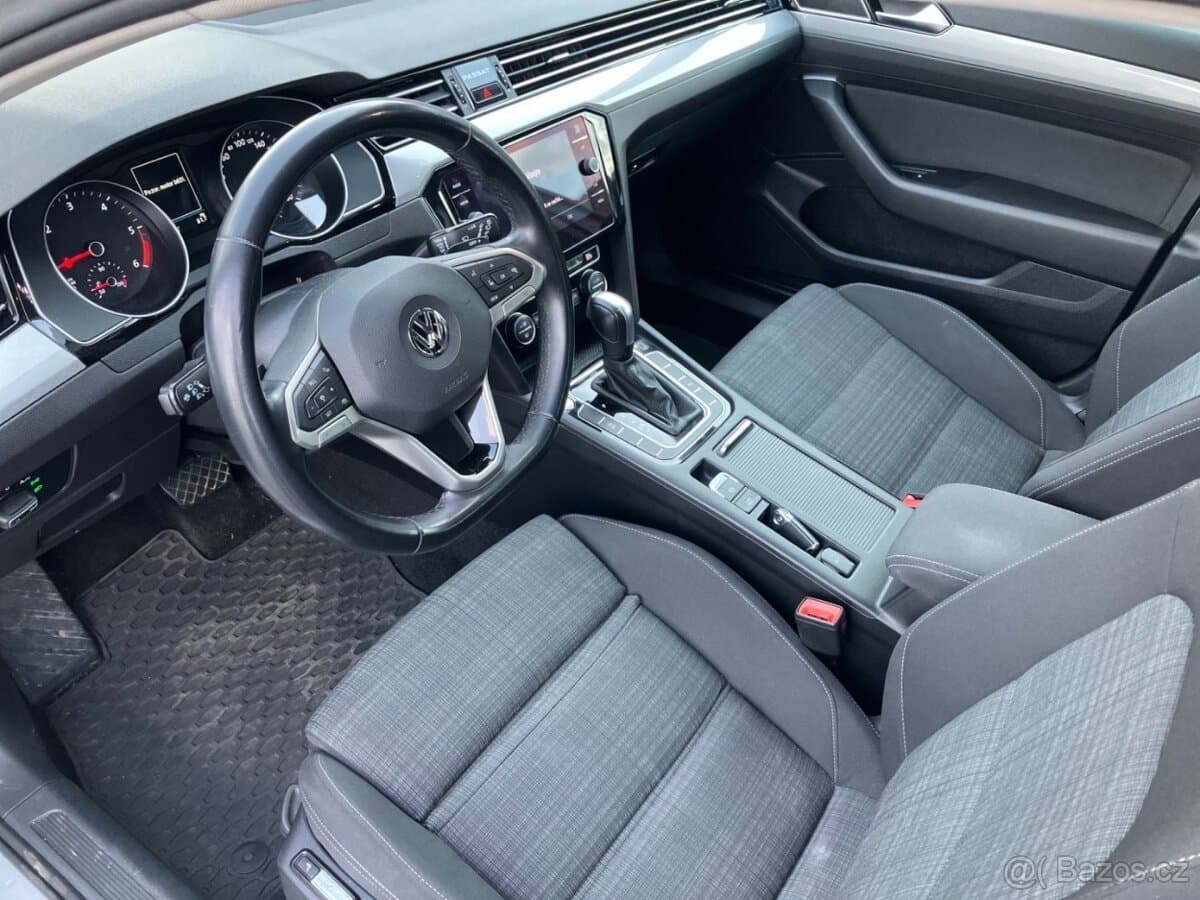 2020 Volkswagen PASSAT - 13