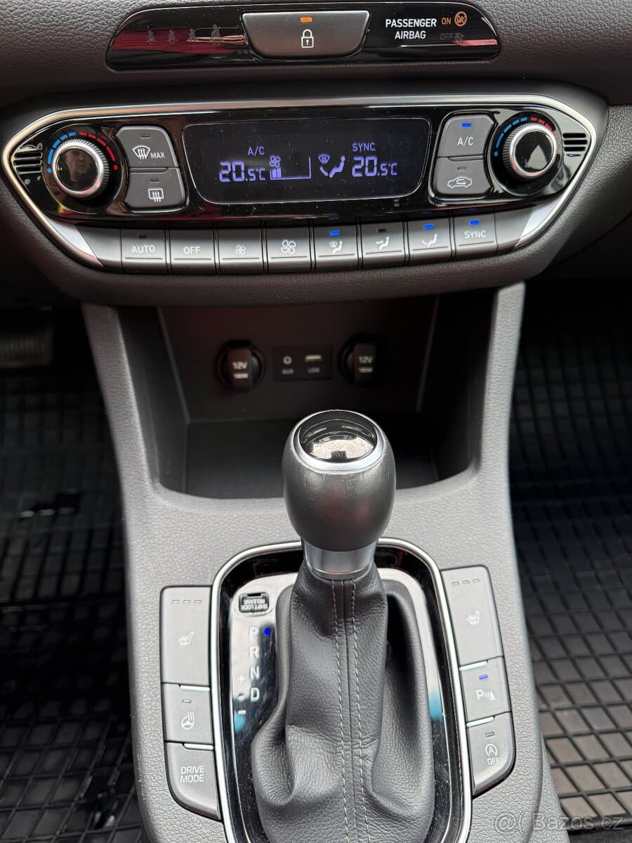 2020 Hyundai i30 - 13