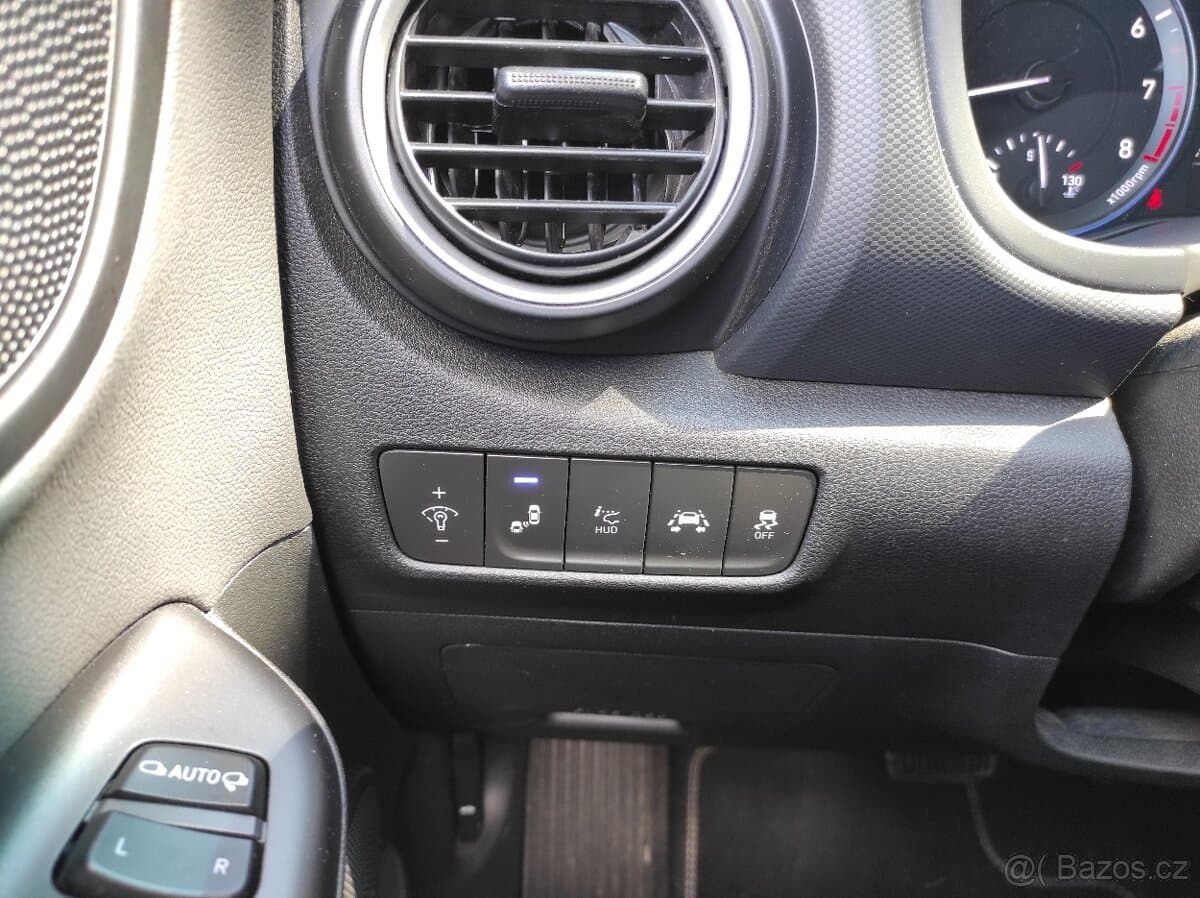 2018 Hyundai KONA - 13