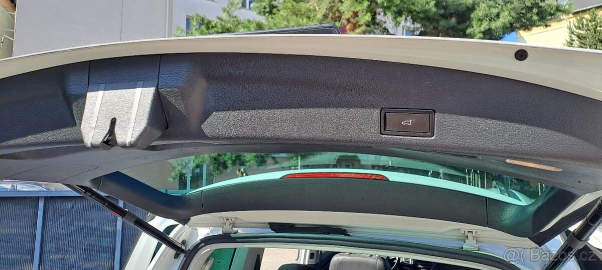 Volkswagen SHARAN - 13