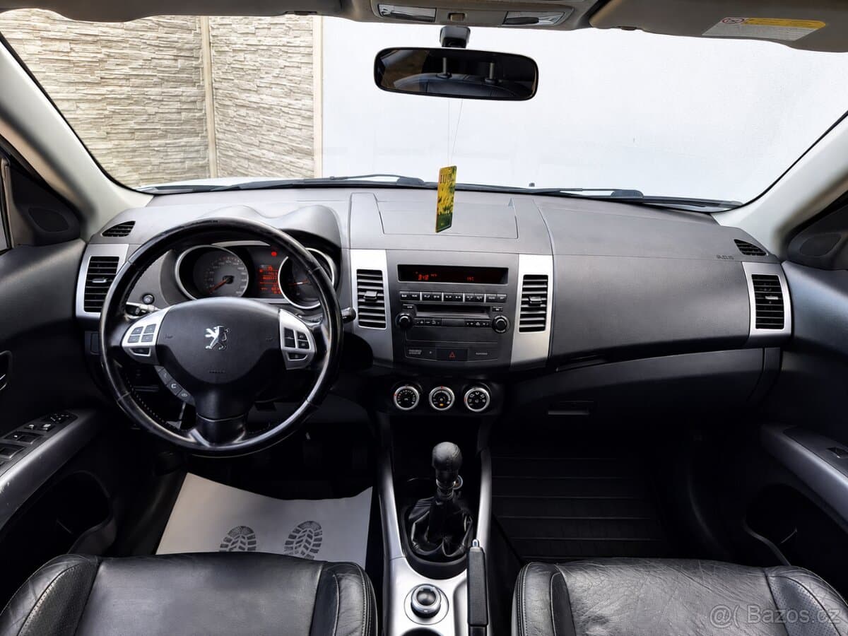 2009 Peugeot 4007 - 13