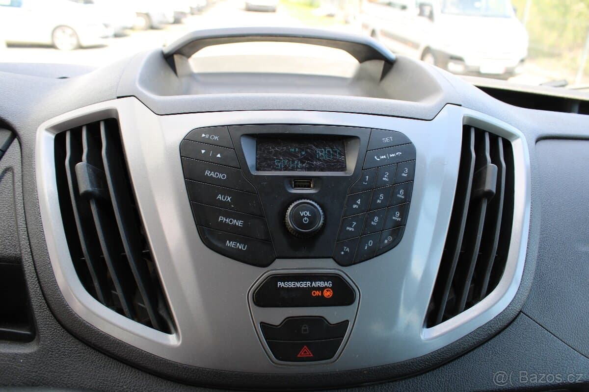 2015 Ford TRANSIT - 13