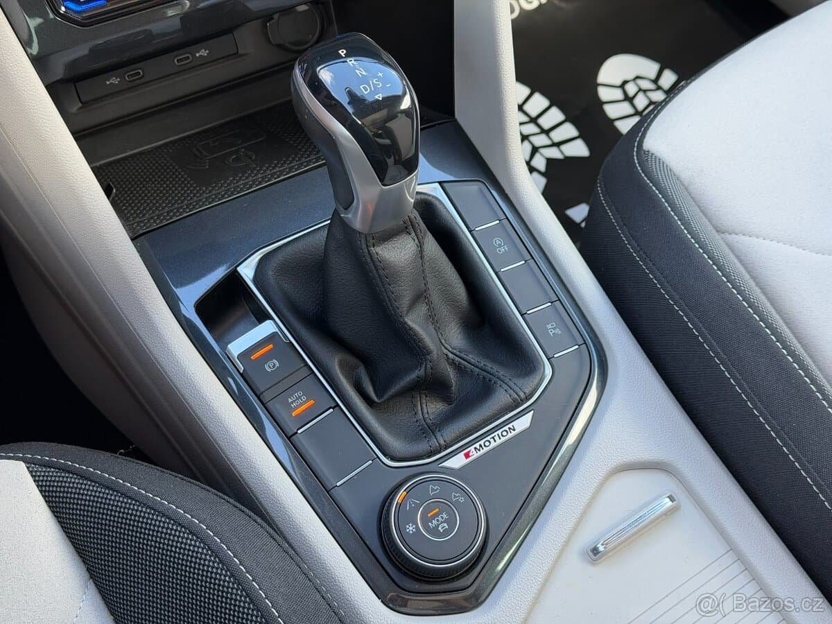 2020 Volkswagen TIGUAN - 13
