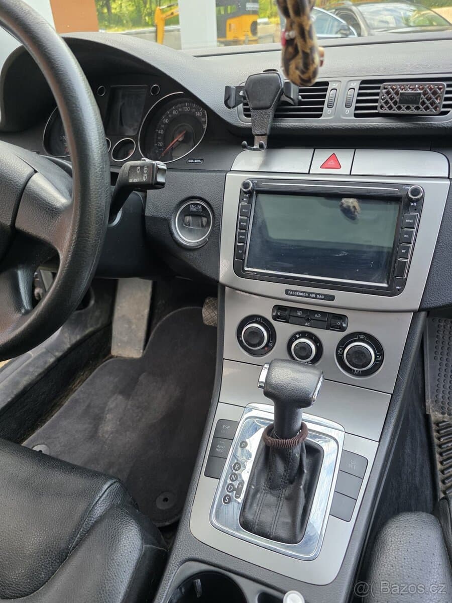 2007 Volkswagen PASSAT - 13