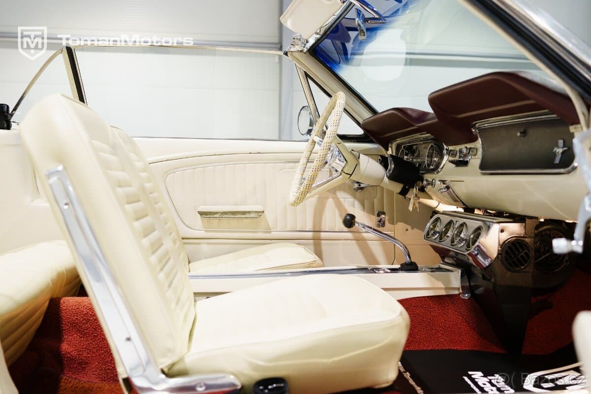 1965 Ford MUSTANG - 13