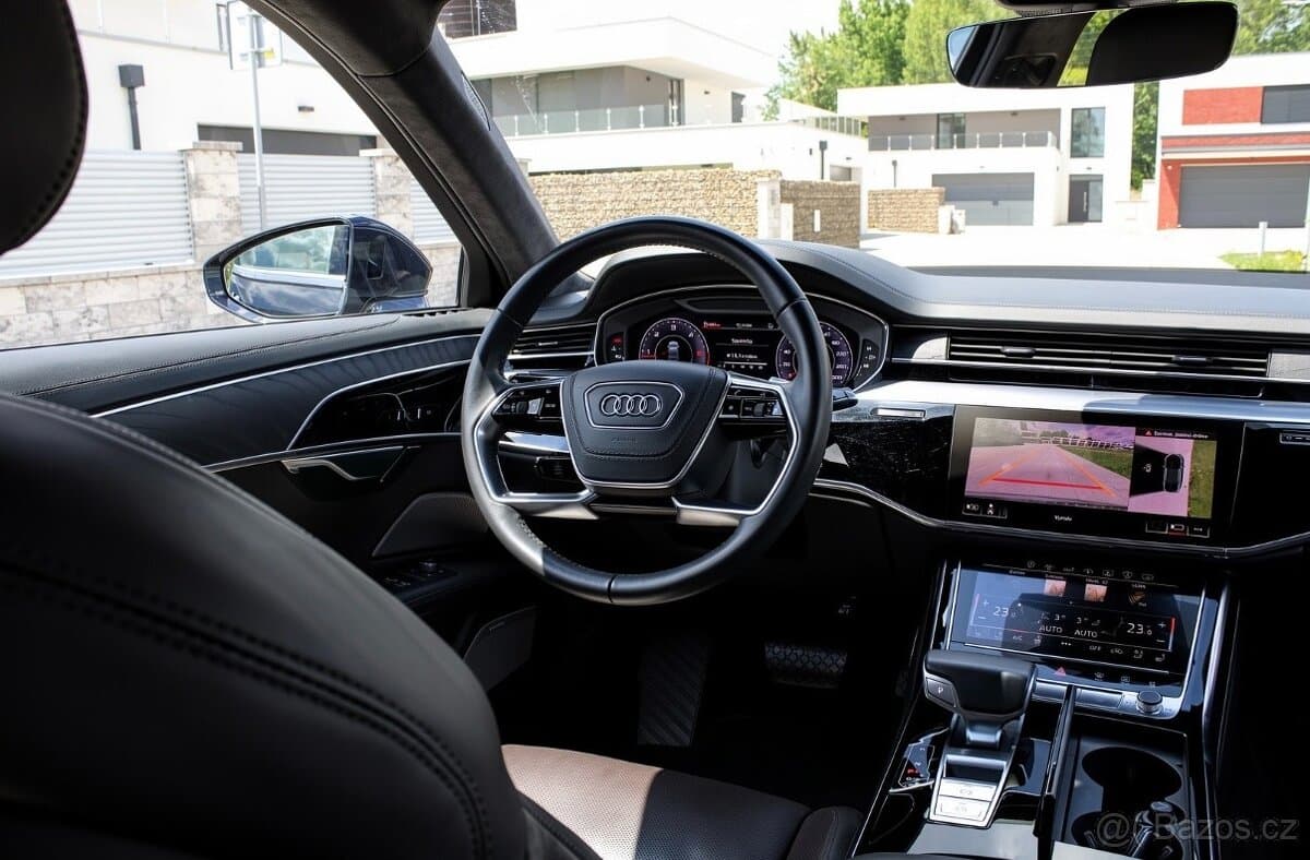 Audi A8 - 13