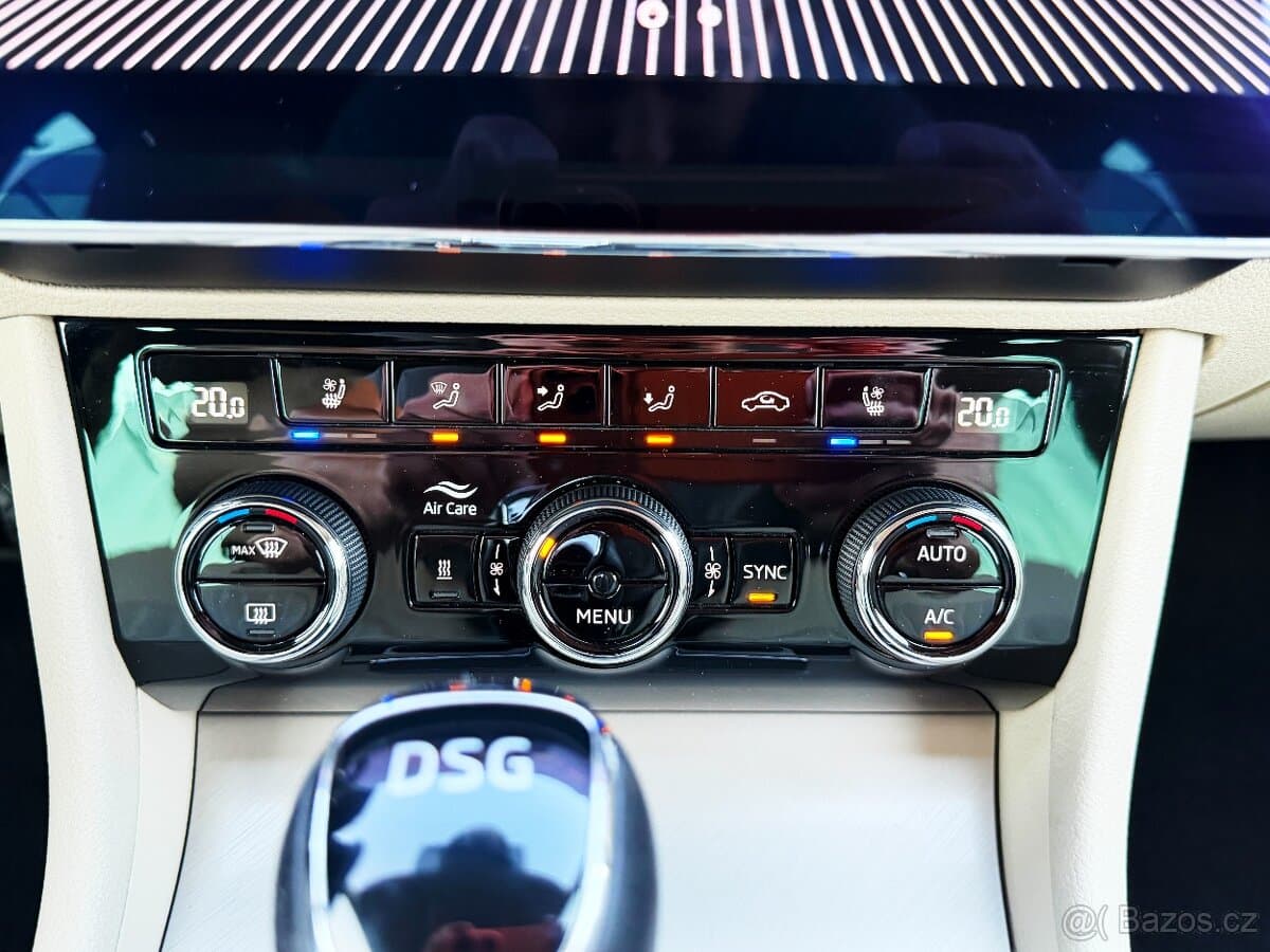 2019 Škoda SUPERB - 13