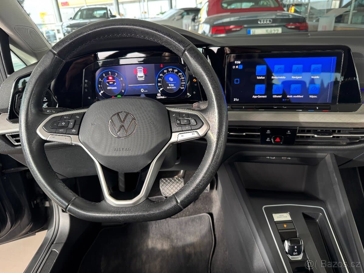 2023 Volkswagen GOLF - 13