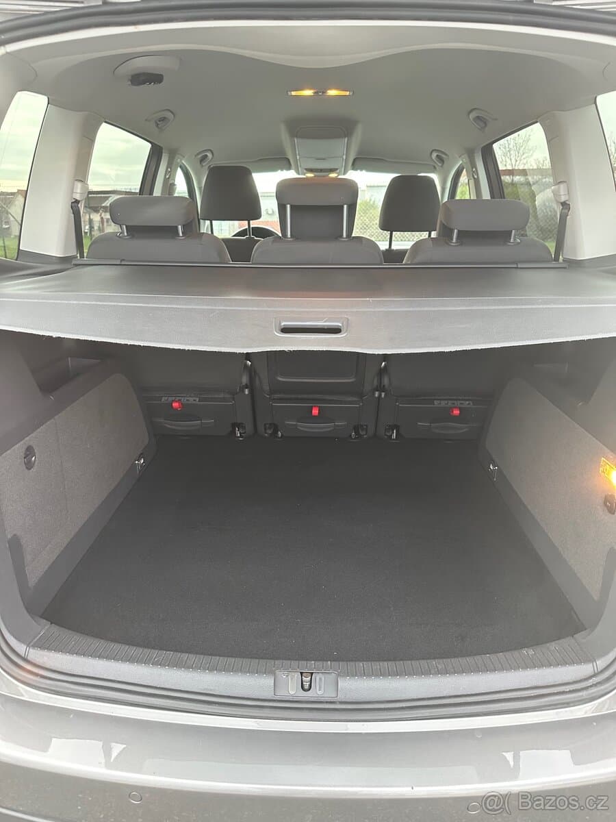 2011 Volkswagen TOURAN - 13
