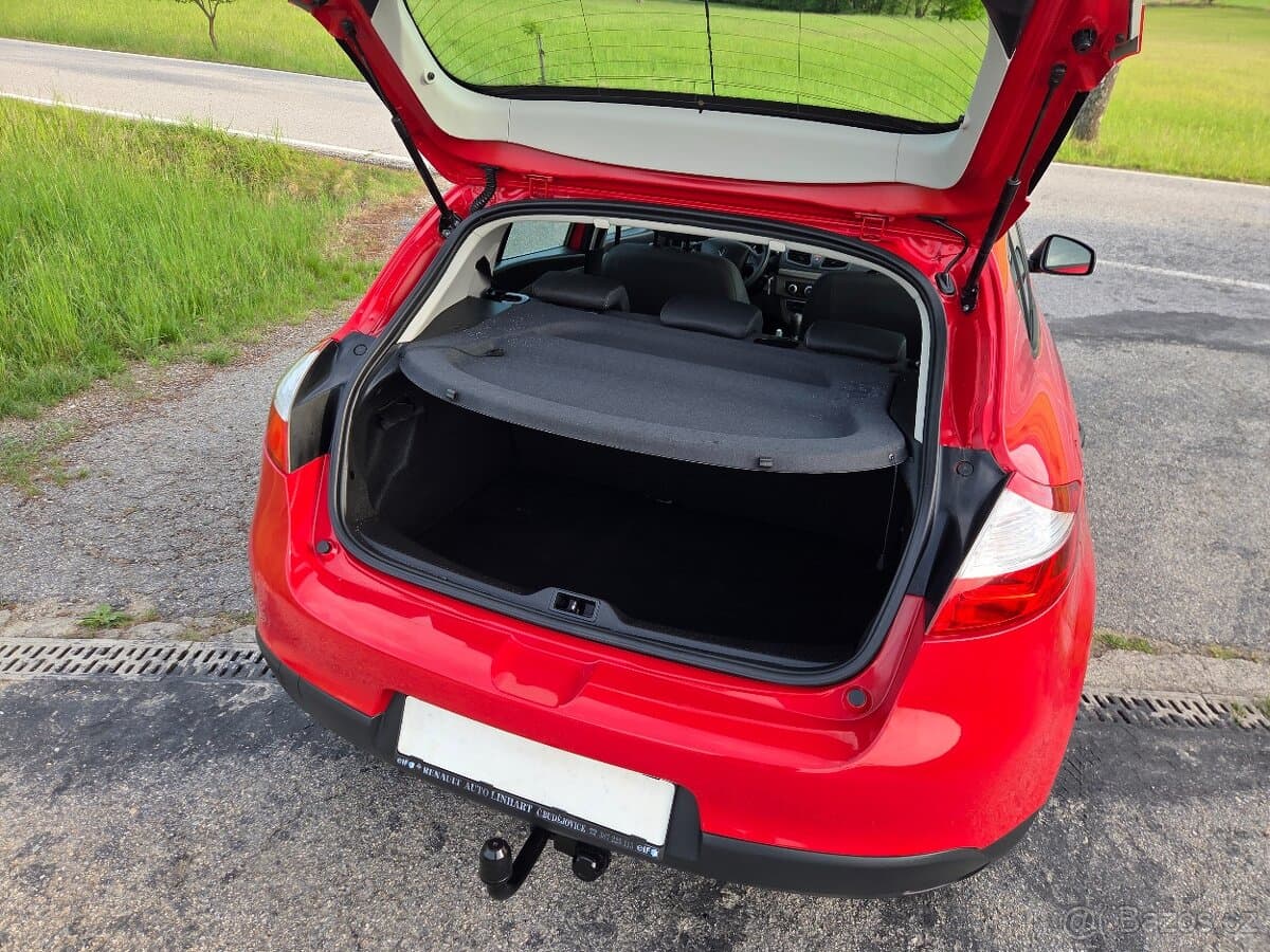 2011 Renault MEGANE - 13