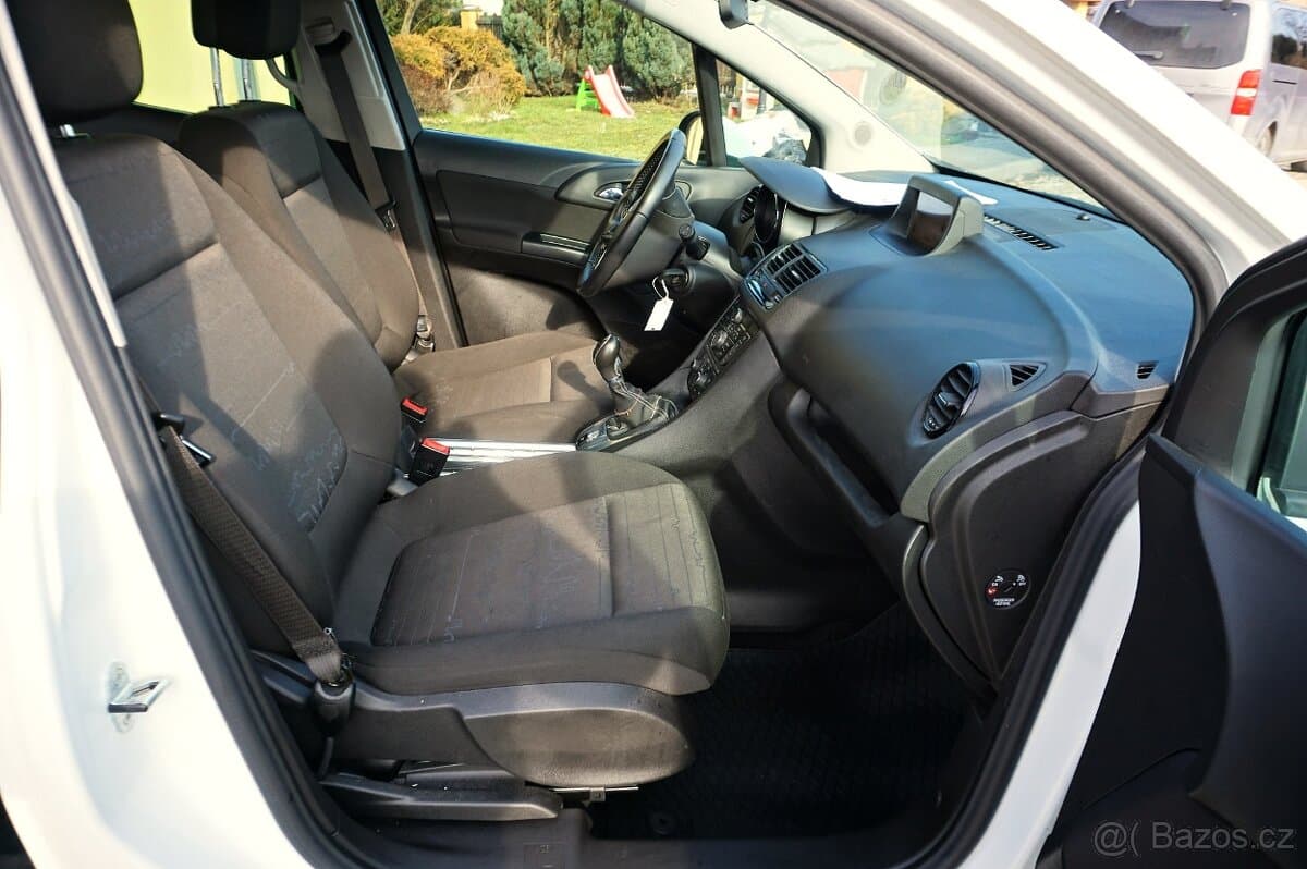 2016 Opel MERIVA - 13