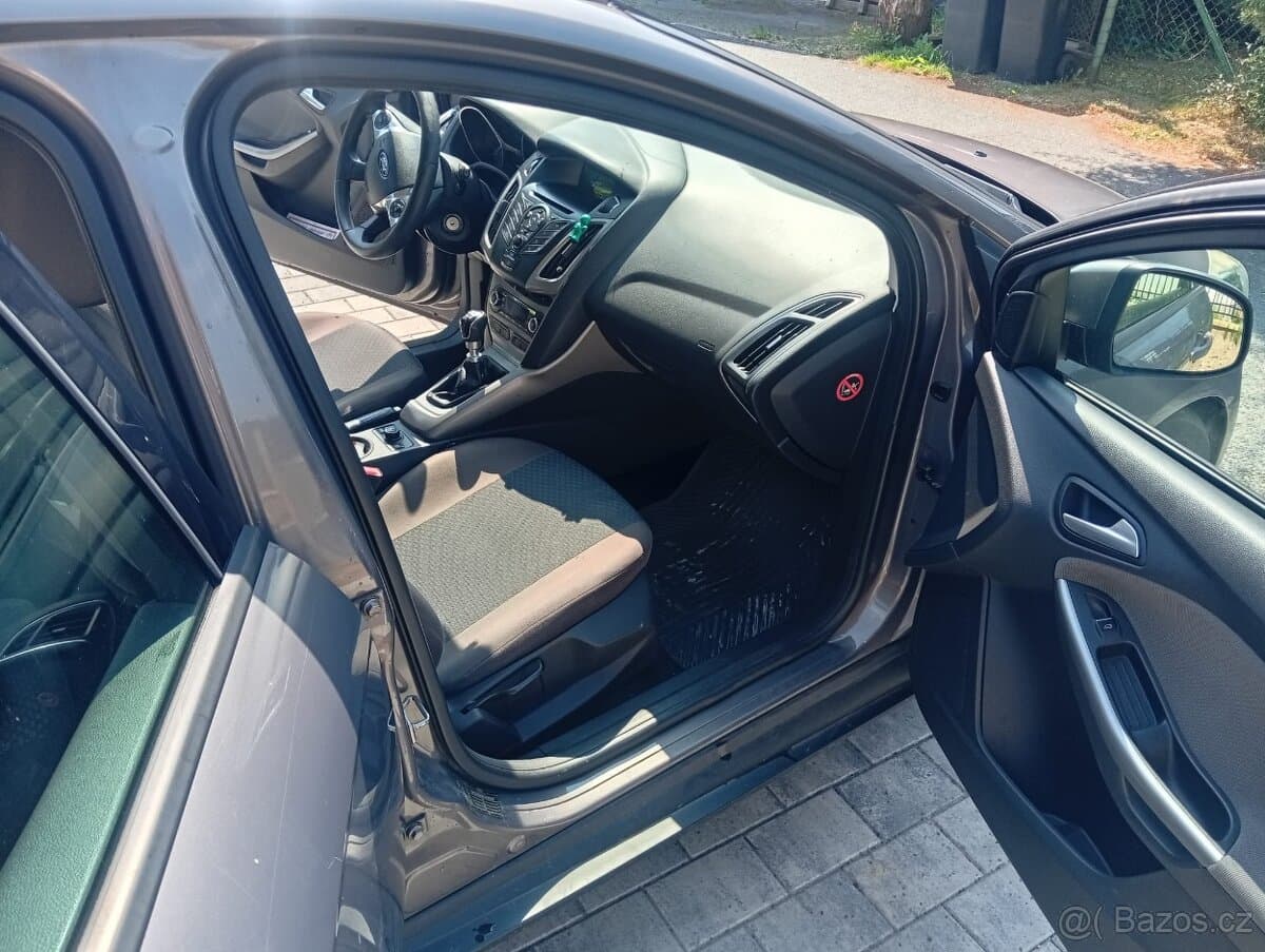 Ford FOCUS - 13
