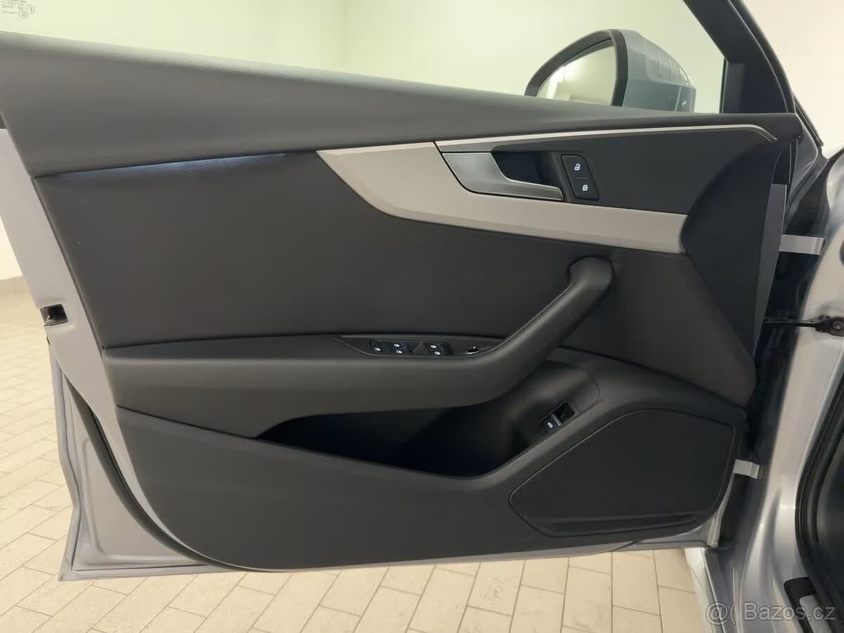2022 Audi A4 - 13