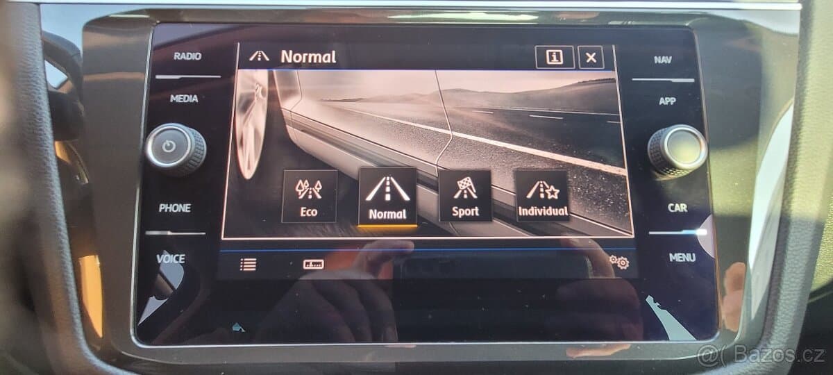 2018 Volkswagen TIGUAN - 13