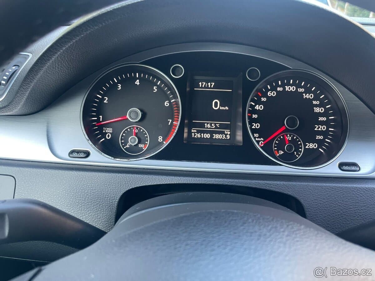 2014 Volkswagen PASSAT CC - 13