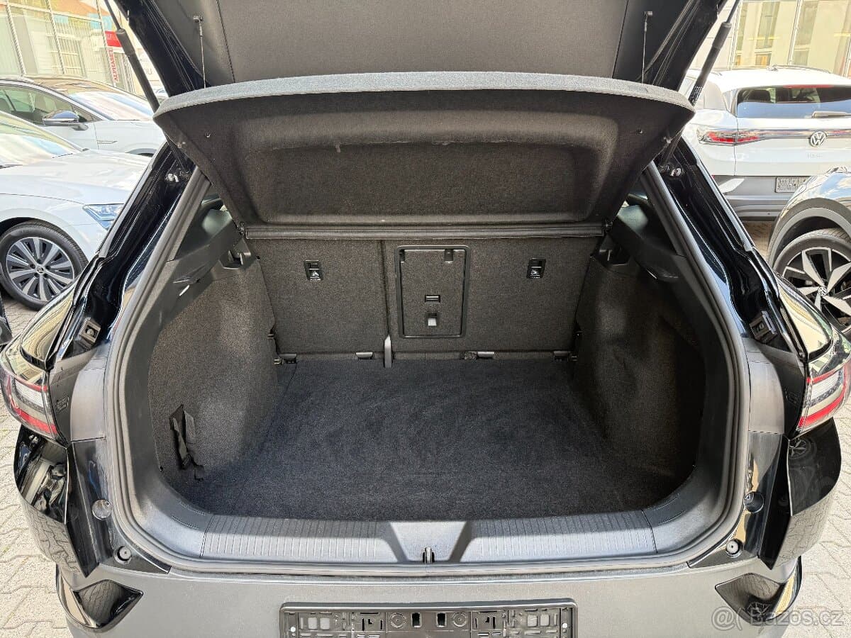 2022 Volkswagen ID.4 - 13
