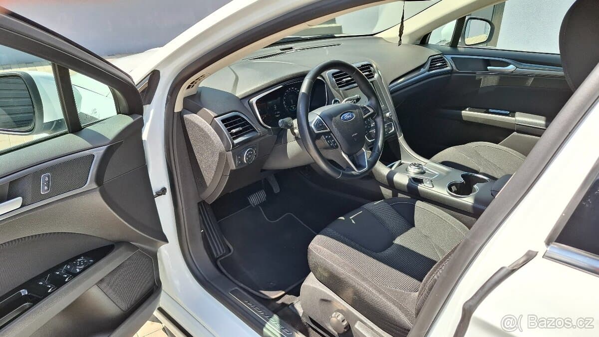 2021 Ford MONDEO - 13