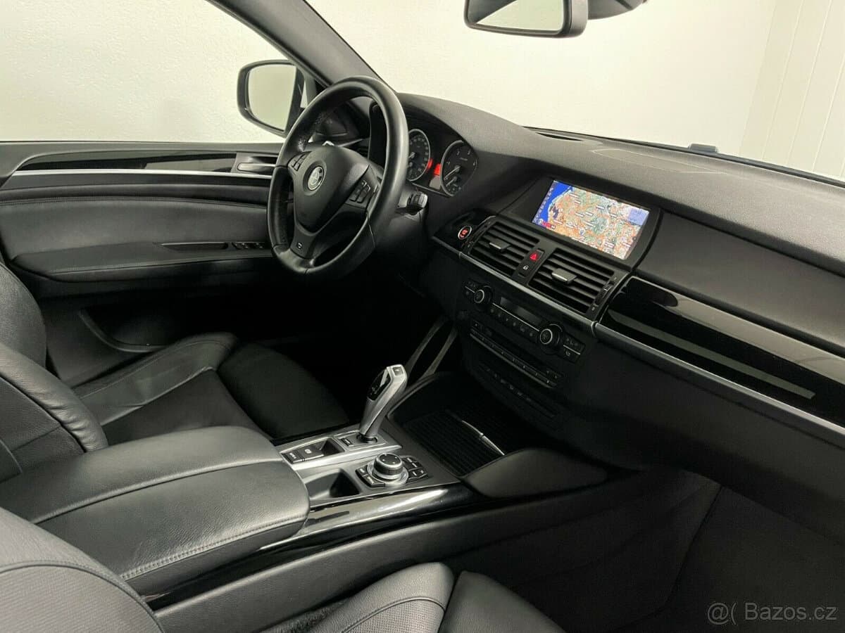 2012 BMW X6 - 13
