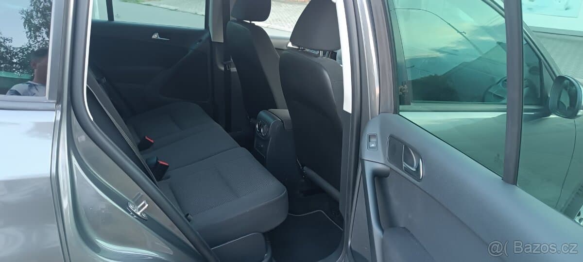 2015 Volkswagen TIGUAN - 13