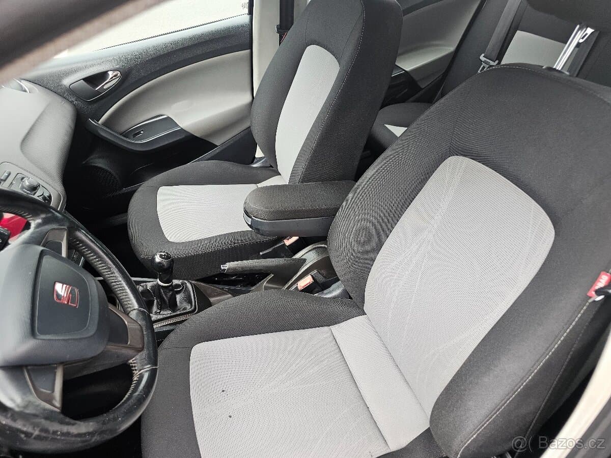 2012 Seat IBIZA - 13