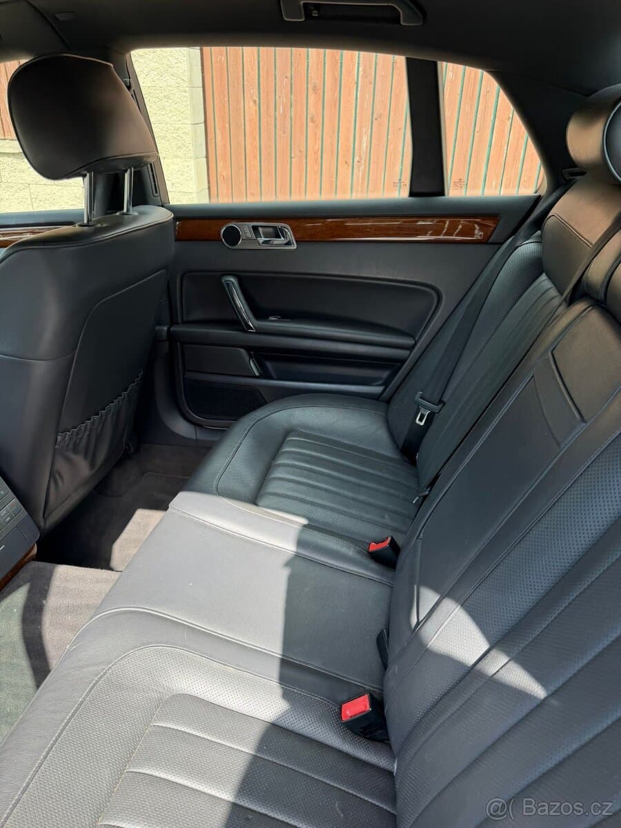 2012 Volkswagen PHAETON - 13