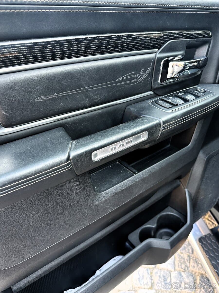 2017 RAM 1500 - 13