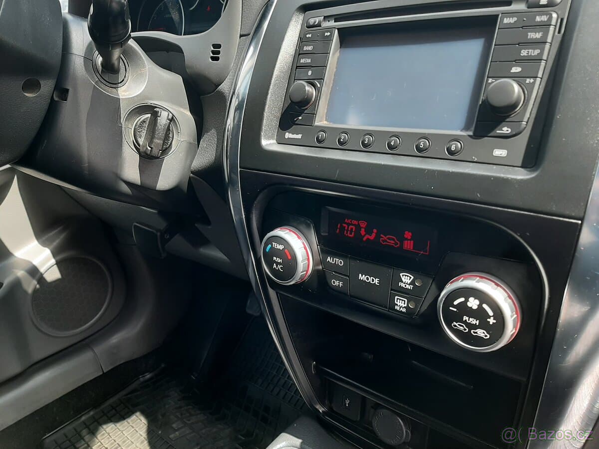 2012 Suzuki SX4 - 13