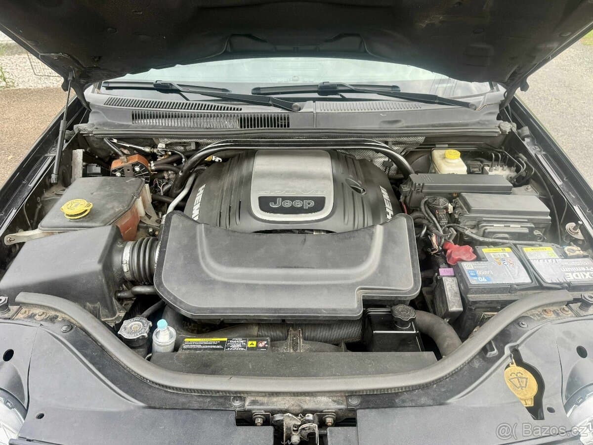 Jeep CHEROKEE - 13