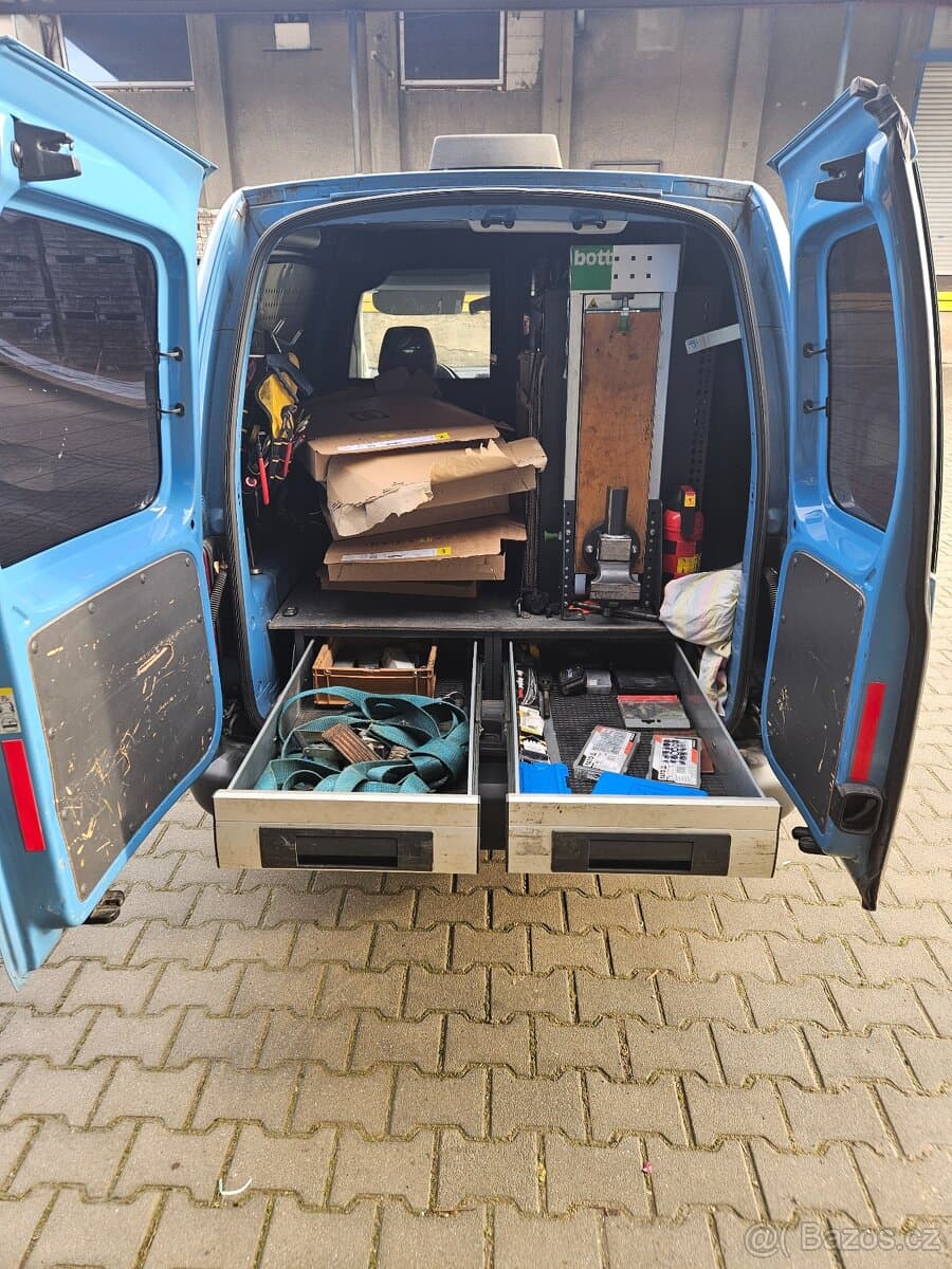 Volkswagen CADDY - 13
