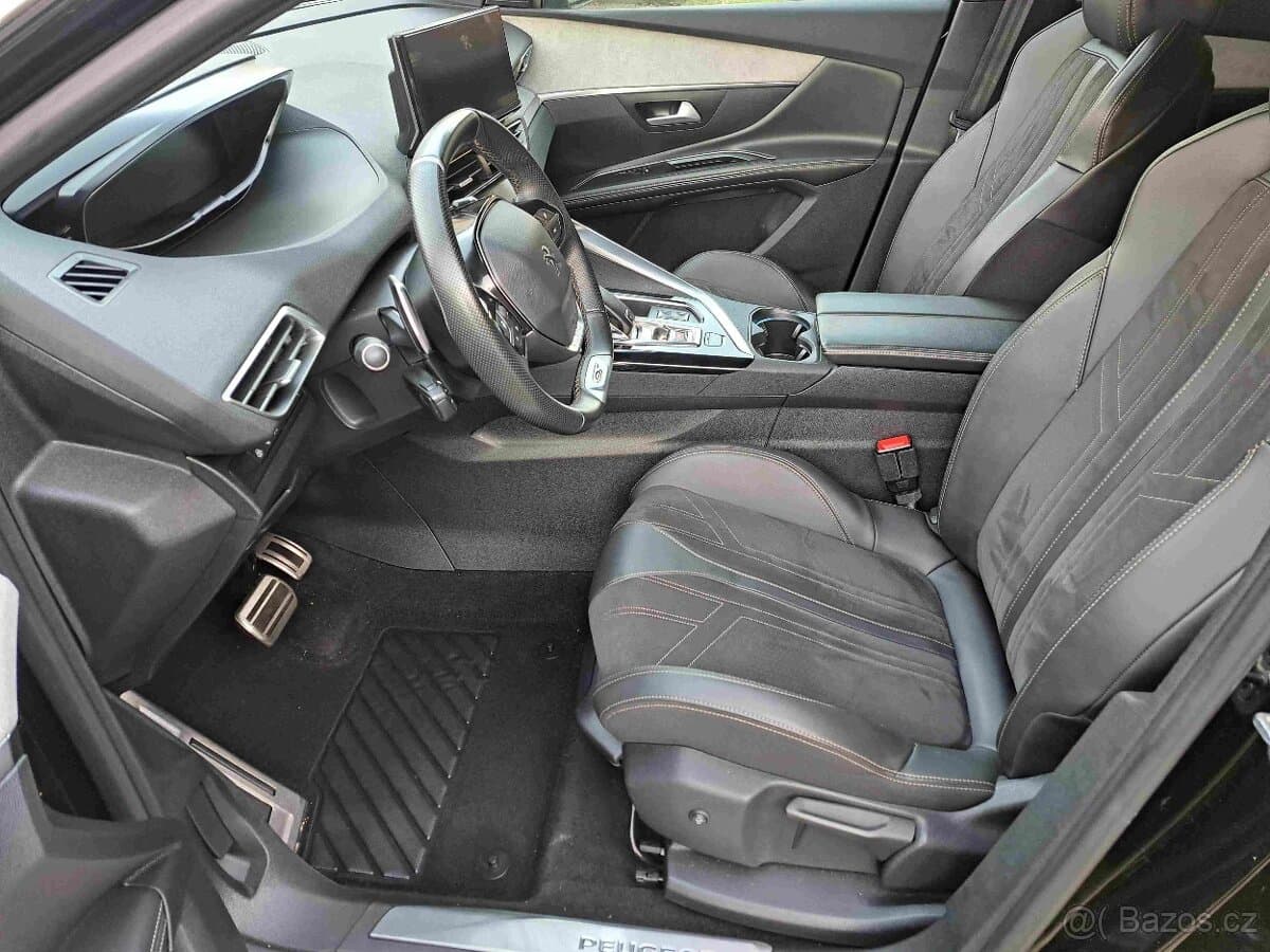 2021 Peugeot 5008 - 13