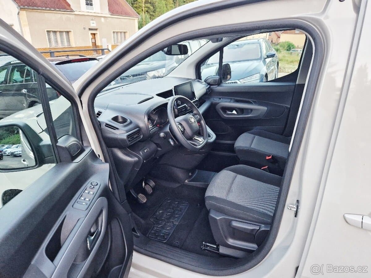2020 Toyota PROACE - 13
