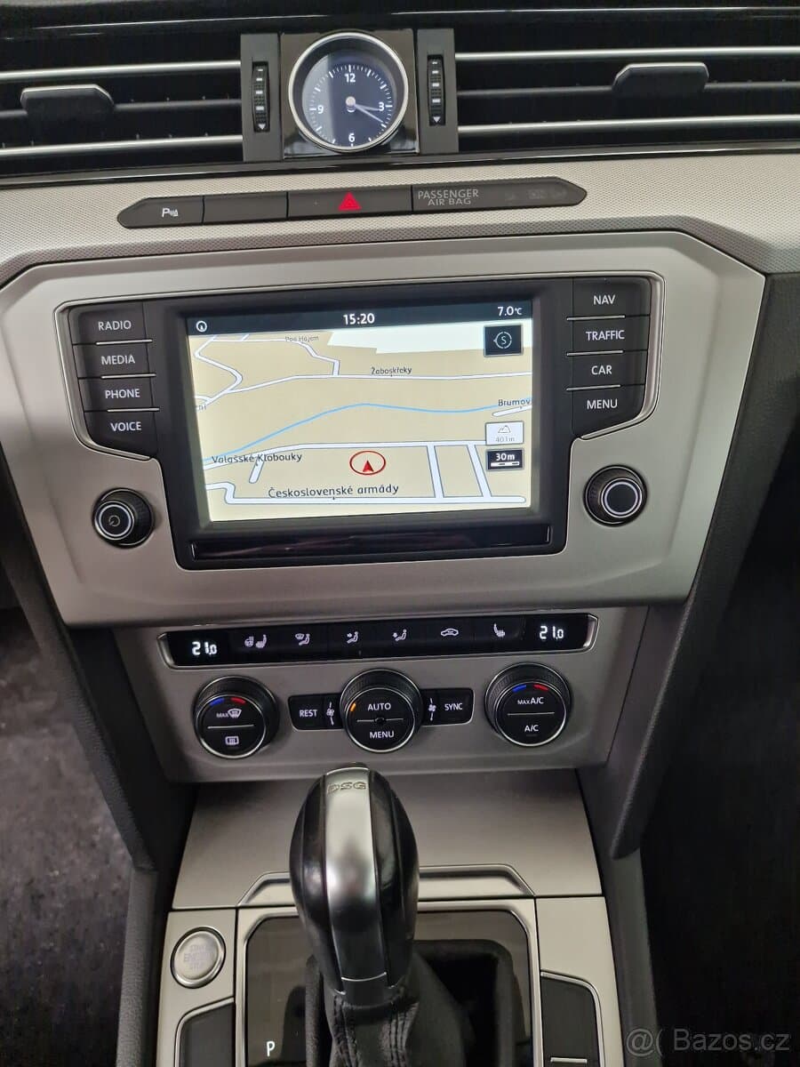2016 Volkswagen PASSAT - 13