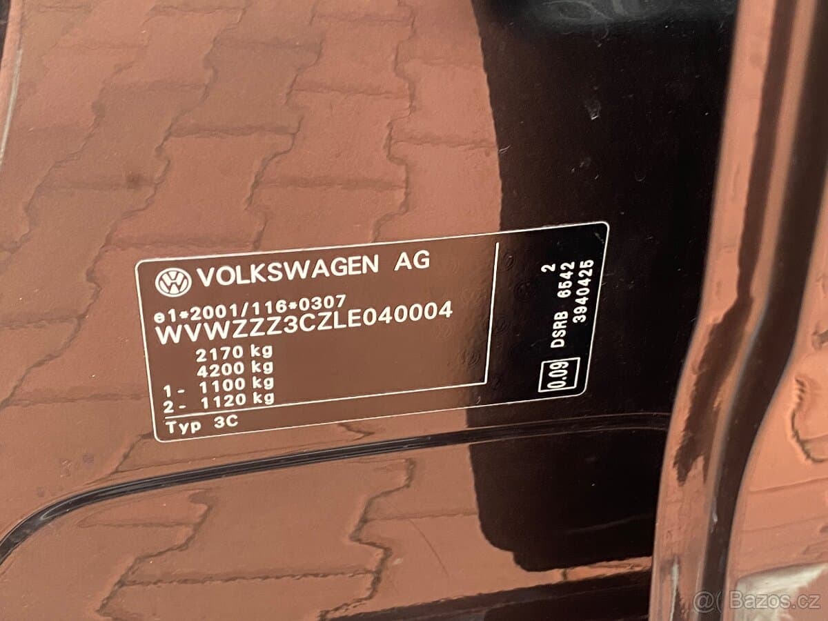 2019 Volkswagen PASSAT - 13