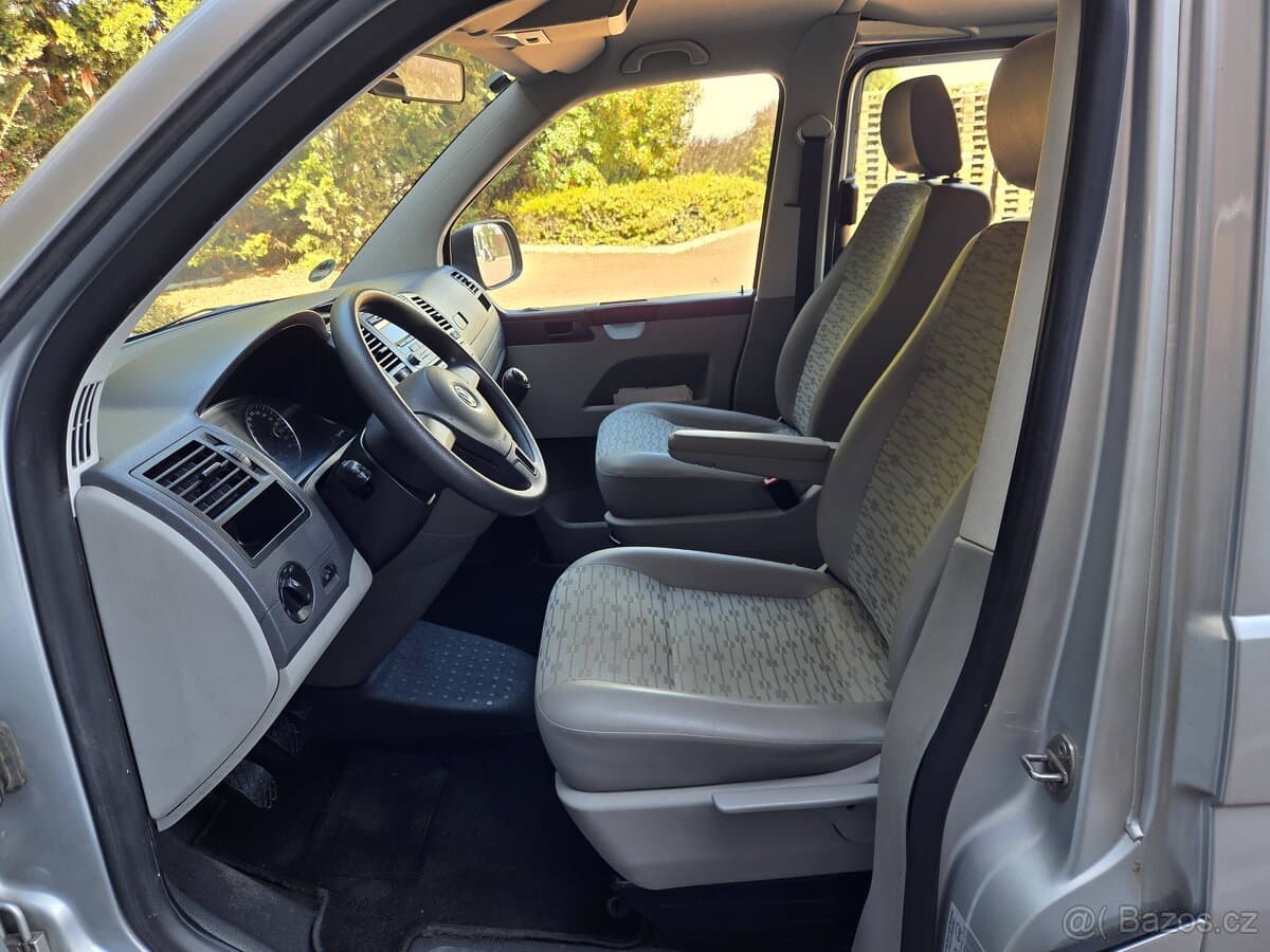 2010 Volkswagen TRANSPORTER - 13