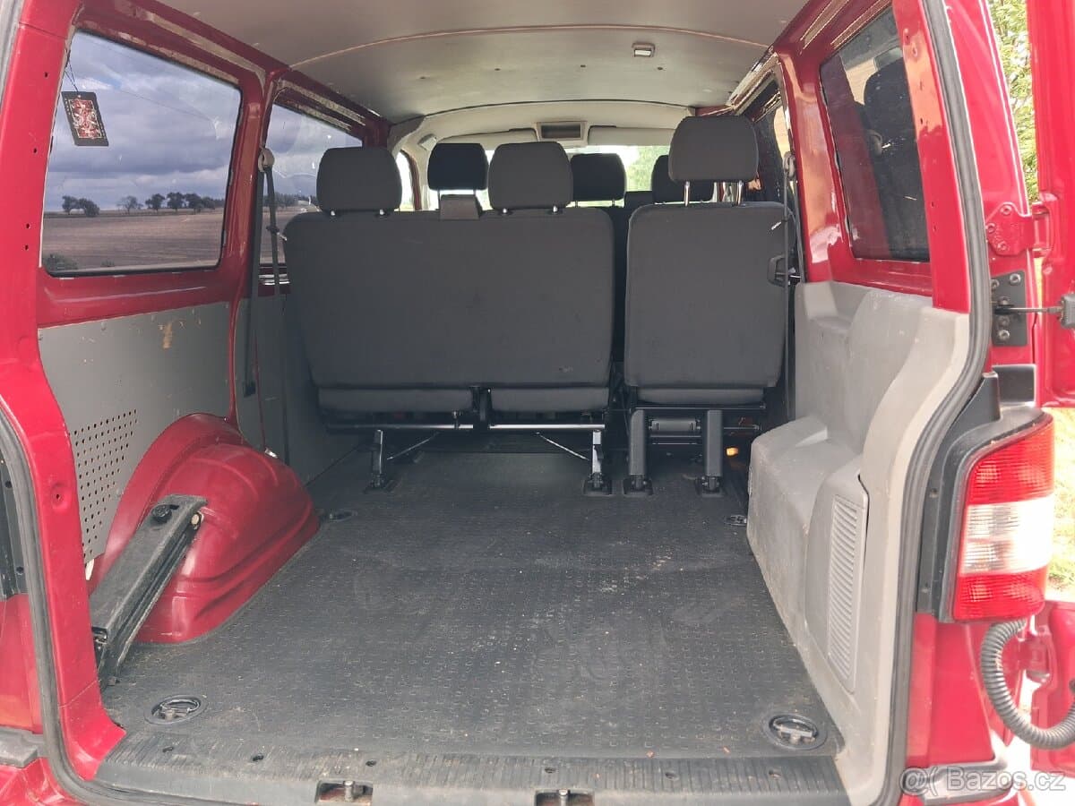 2010 Volkswagen TRANSPORTER - 13