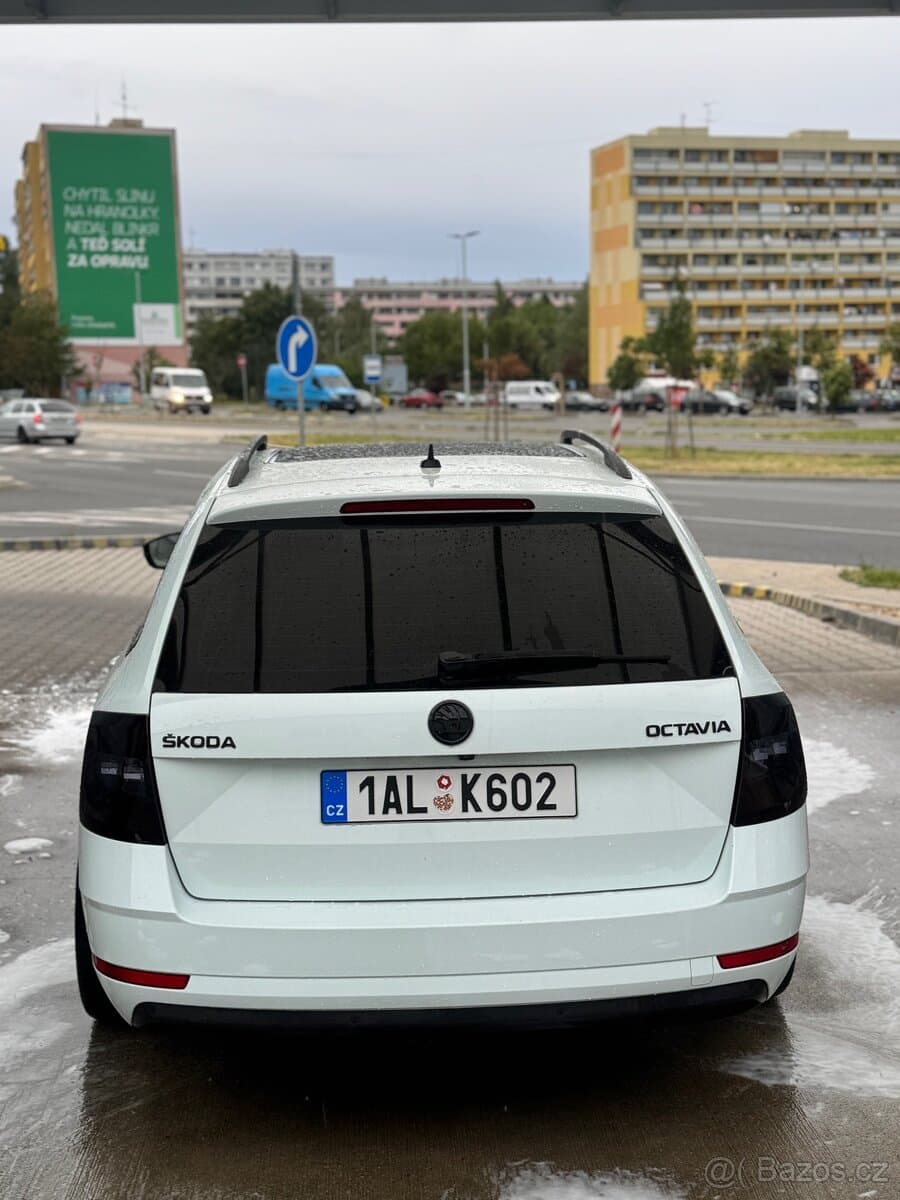 2017 Škoda OCTAVIA - 13